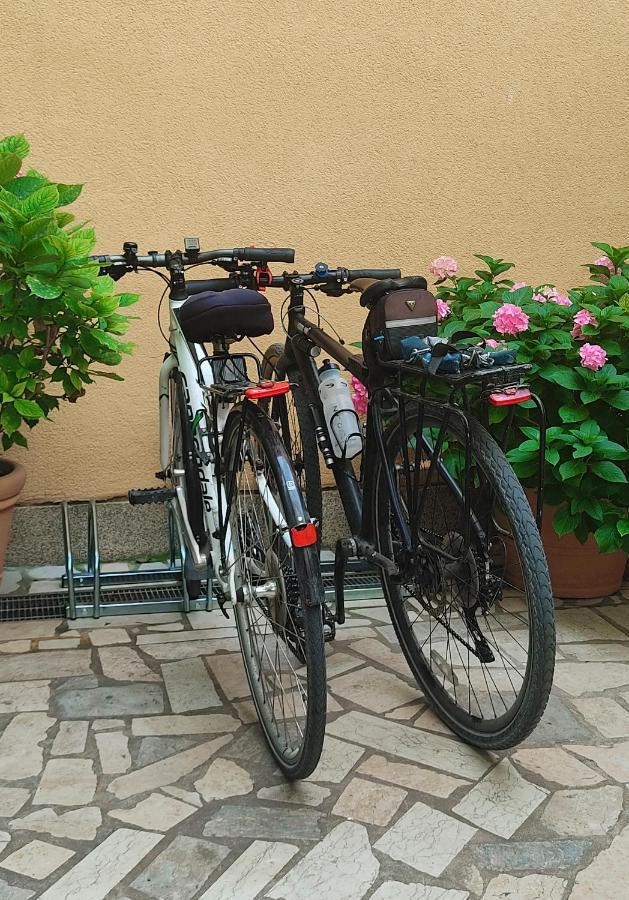 Emma Appartment Poreč Dış mekan fotoğraf