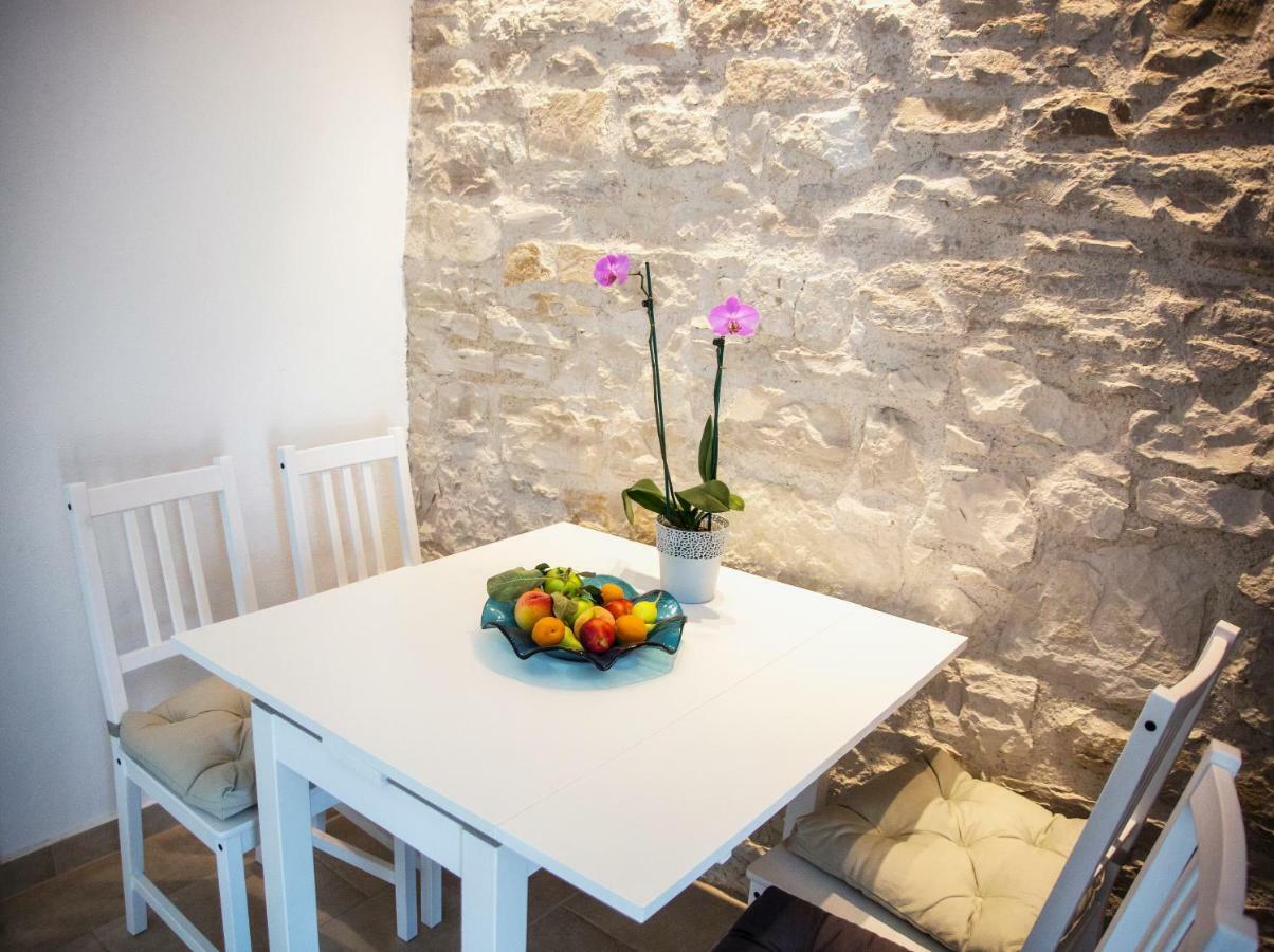 Emma Appartment Poreč Dış mekan fotoğraf
