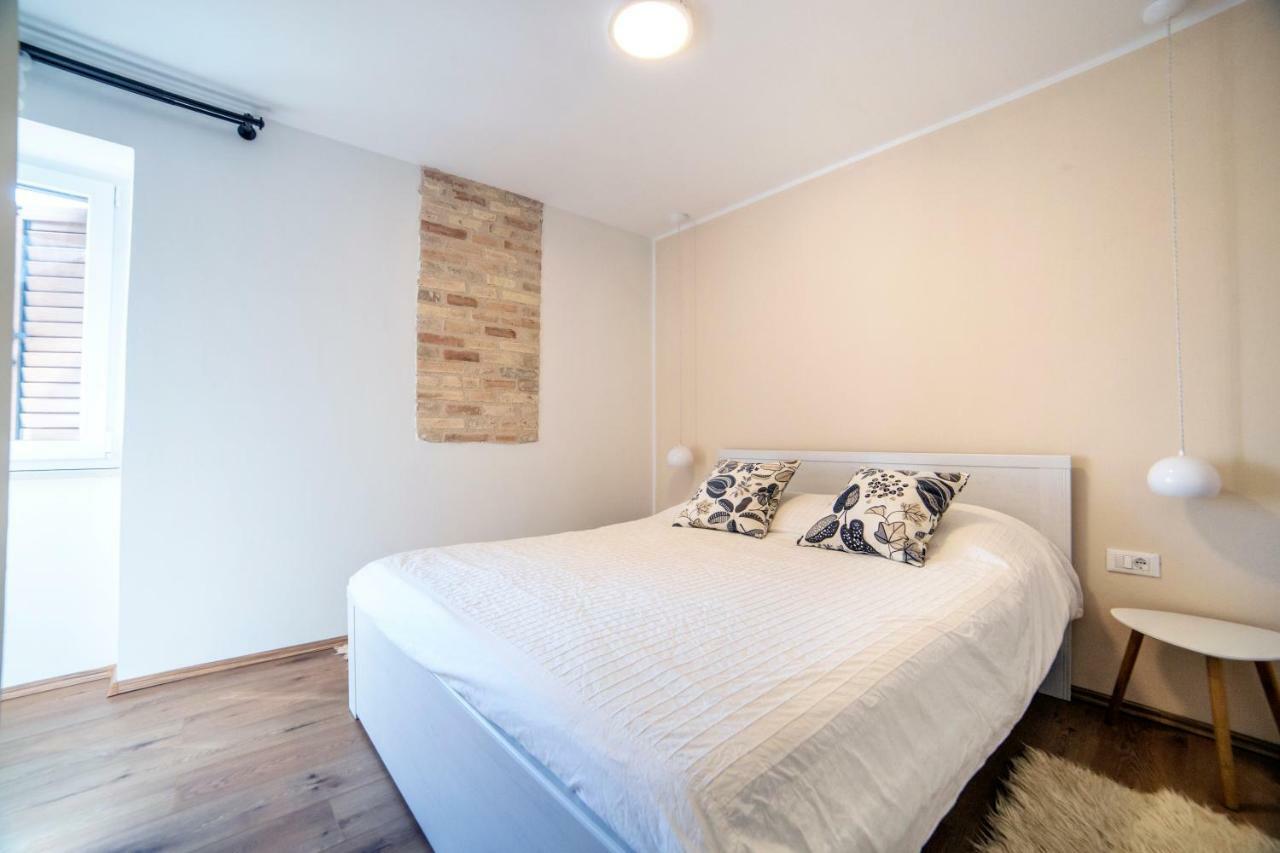 Emma Appartment Poreč Dış mekan fotoğraf